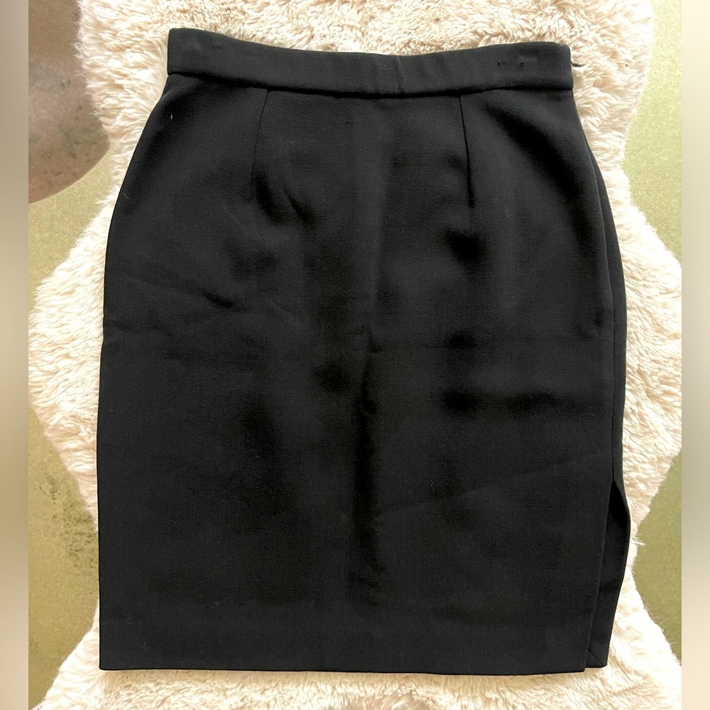 Eileen Fisher Black Wool Classic A-Line Skirt, Small.